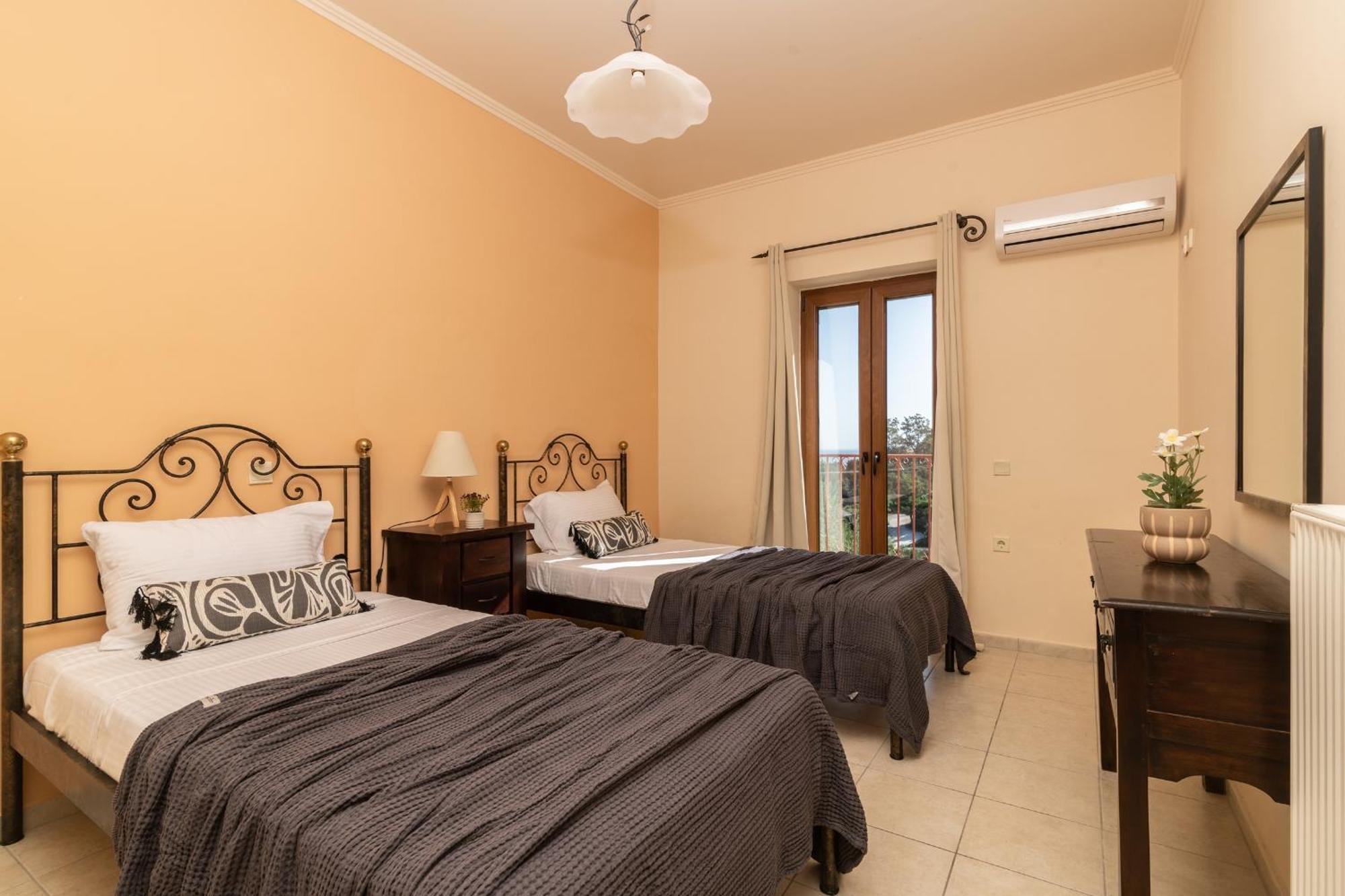 Elegance Villas - Villa Andon & Villa Yiota Argassi Exteriör bild